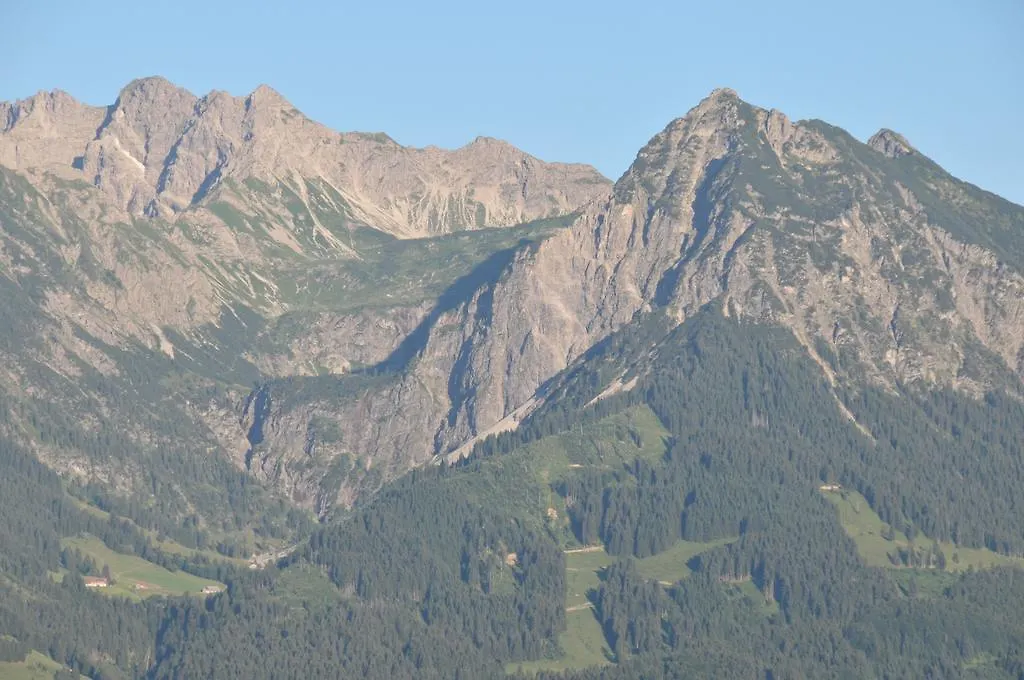 Apartment Gaestehaus Bergfrieden Bolsterlang